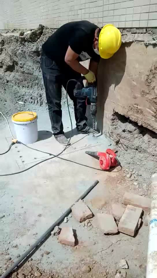 保山新旧混凝土植筋连接加固